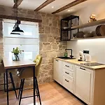 Dani Apartments